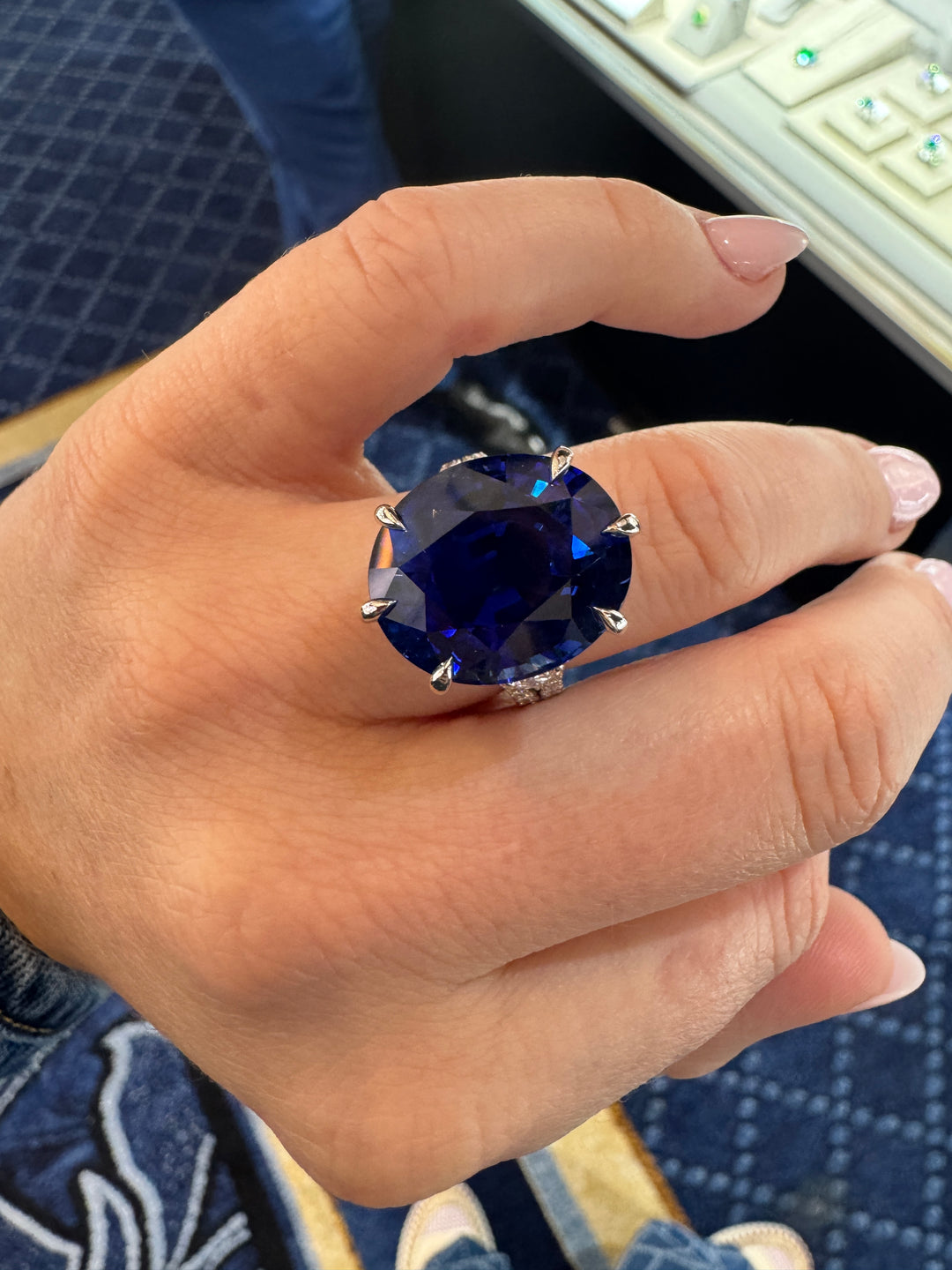 Exceptional 20.14ct Oval Ceylon Blue Sapphire & Diamond Ring in Platinum
