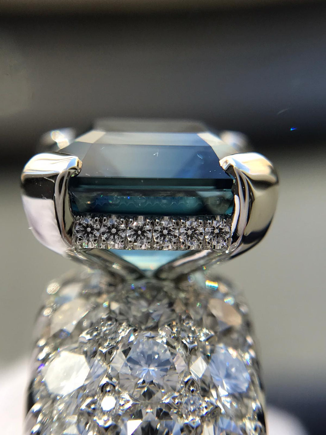 6.66ct Unheated Teal Sapphire & Diamond Ring