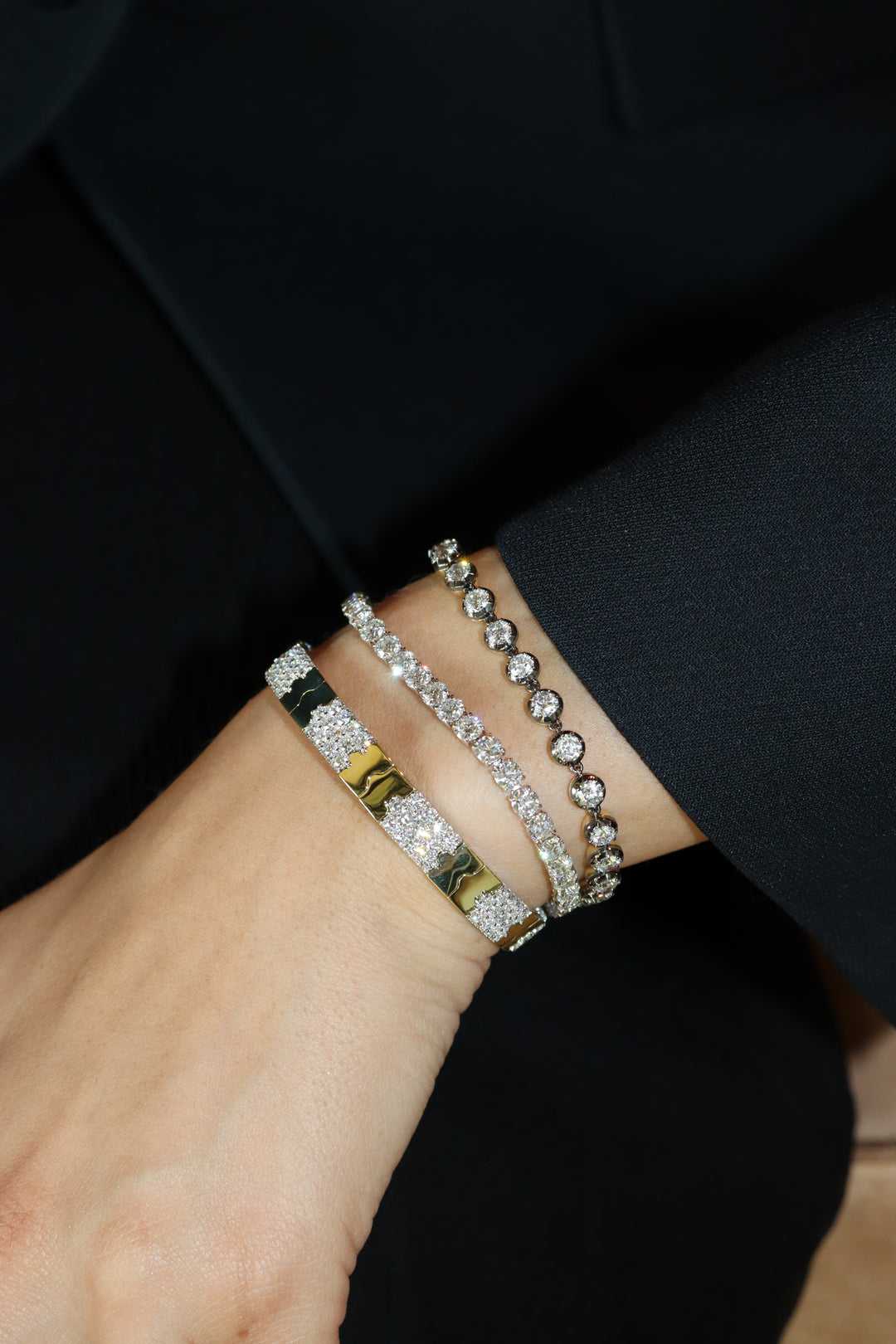 4.78ctw Georgian-Style Round Brilliant Natural Diamond Tennis Bracelet in 18K Black & Yellow Gold