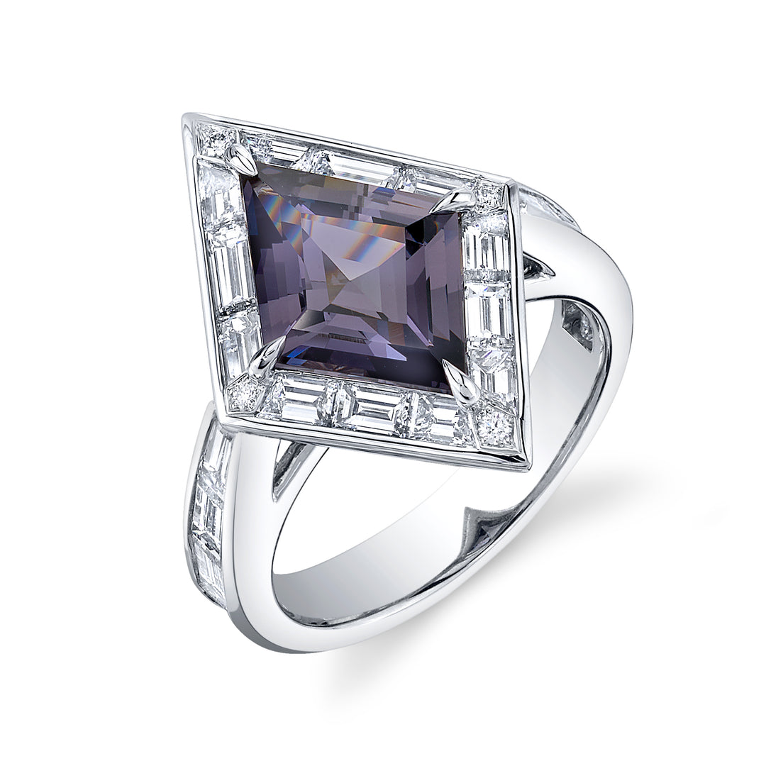 Award Winning 3.00ct Kite Shaped Grey Spinel & Diamond Ring