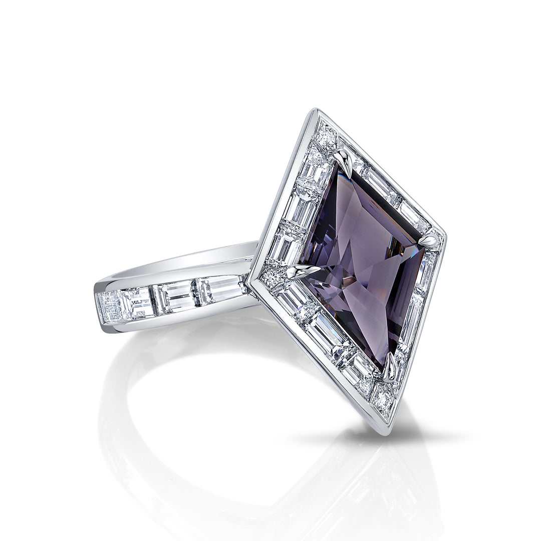 Award Winning 3.00ct Kite Shaped Grey Spinel & Diamond Ring