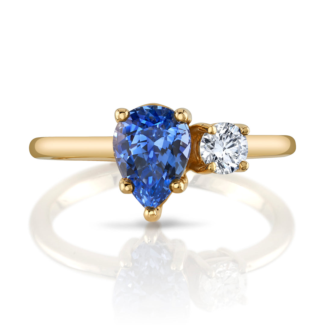 1.63ct Pear Shape Sapphire & Diamond "Moi et Toi" Ring