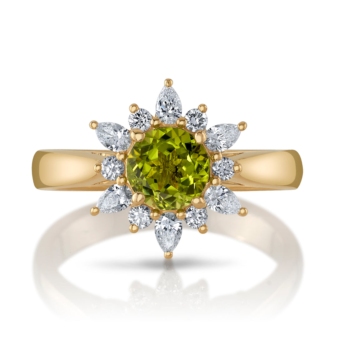 0.98ct Peridot & Diamond Starburst Ring