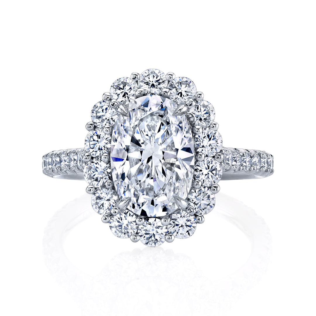 Oval Brilliant Diamond Cluster Halo Ring