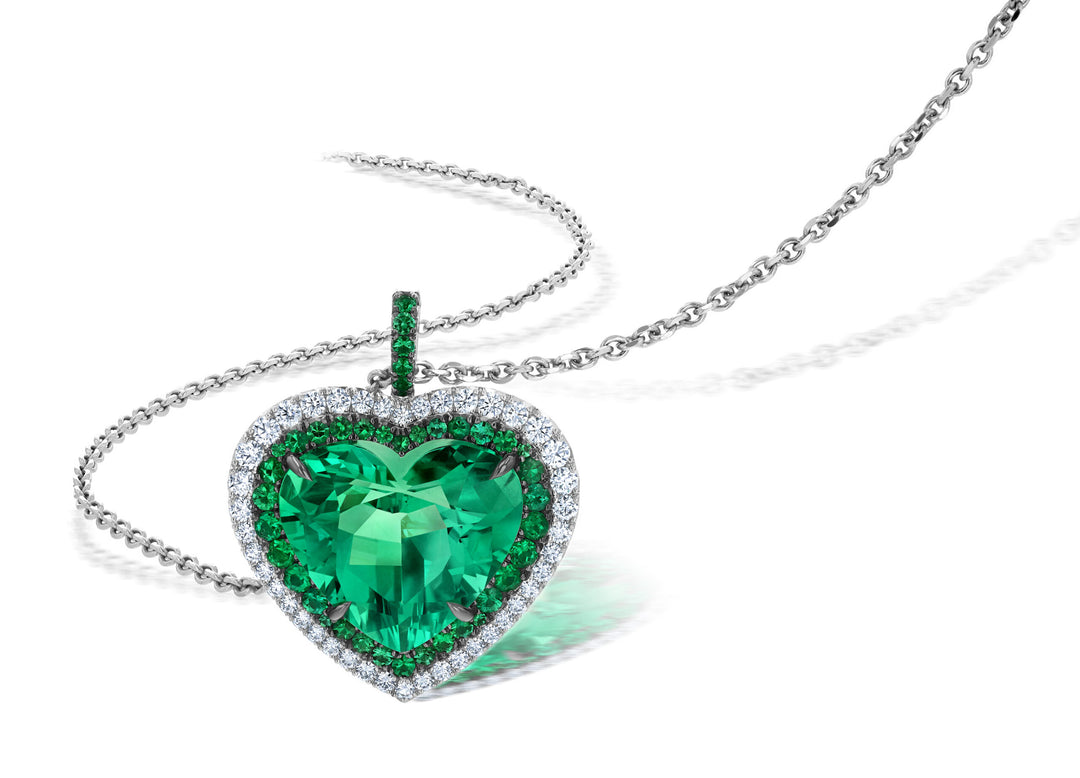 Award Winning 11.94ct Colombian Heart Shape Emerald & Diamond Pendant