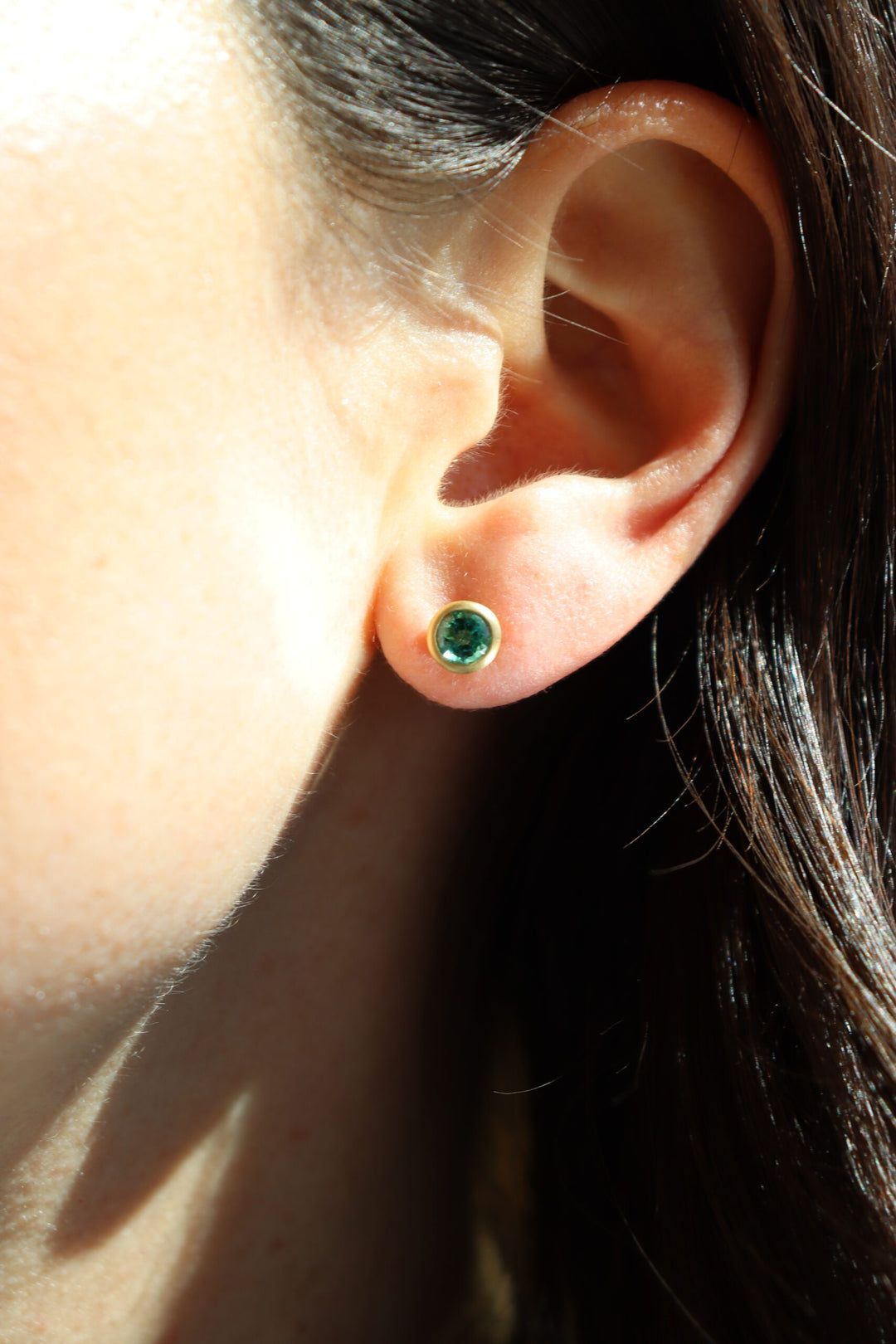 0.86ct Round Emerald Studs Bezel set in 18K Yellow Gold