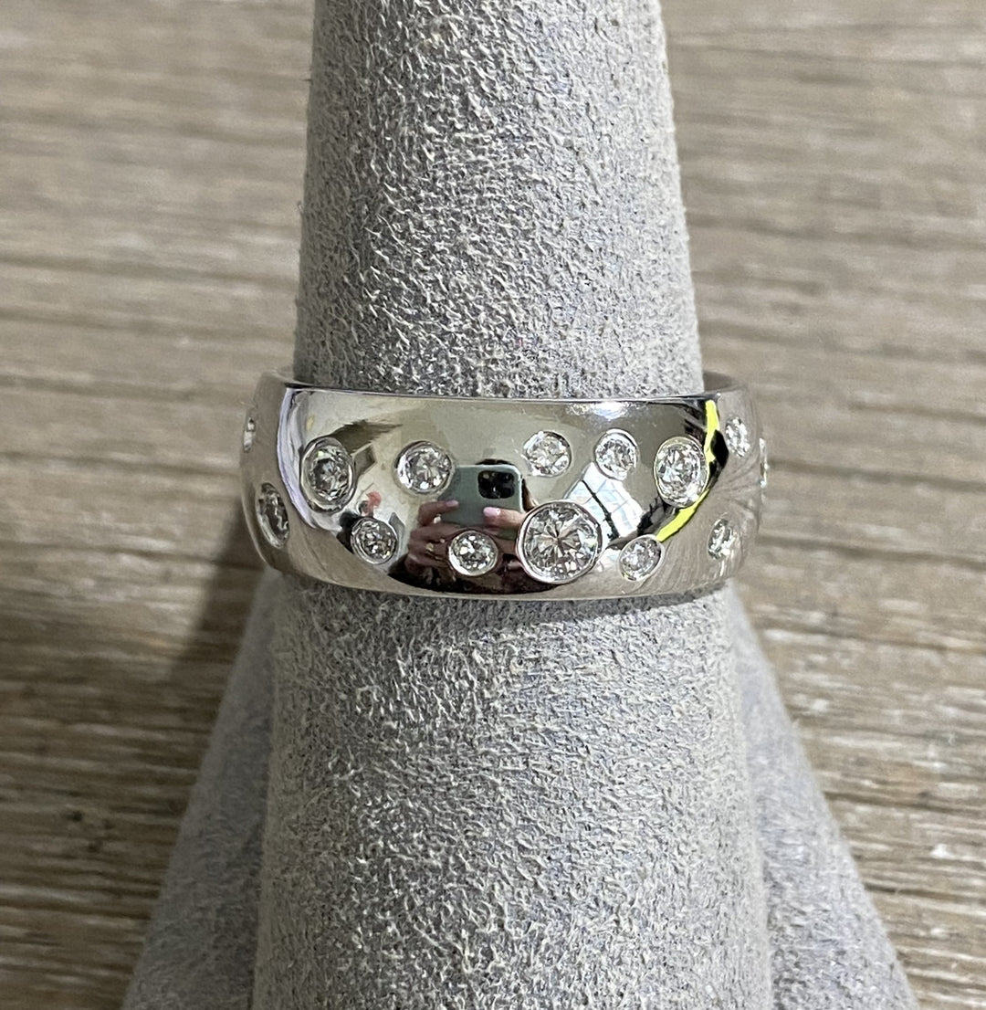 Diamond "Speckled" Diamond & Gold Band