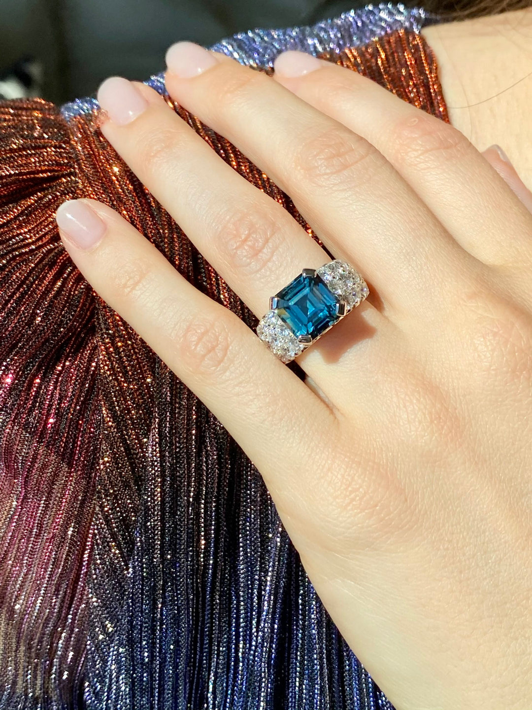 6.66ct Unheated Teal Sapphire & Diamond Ring