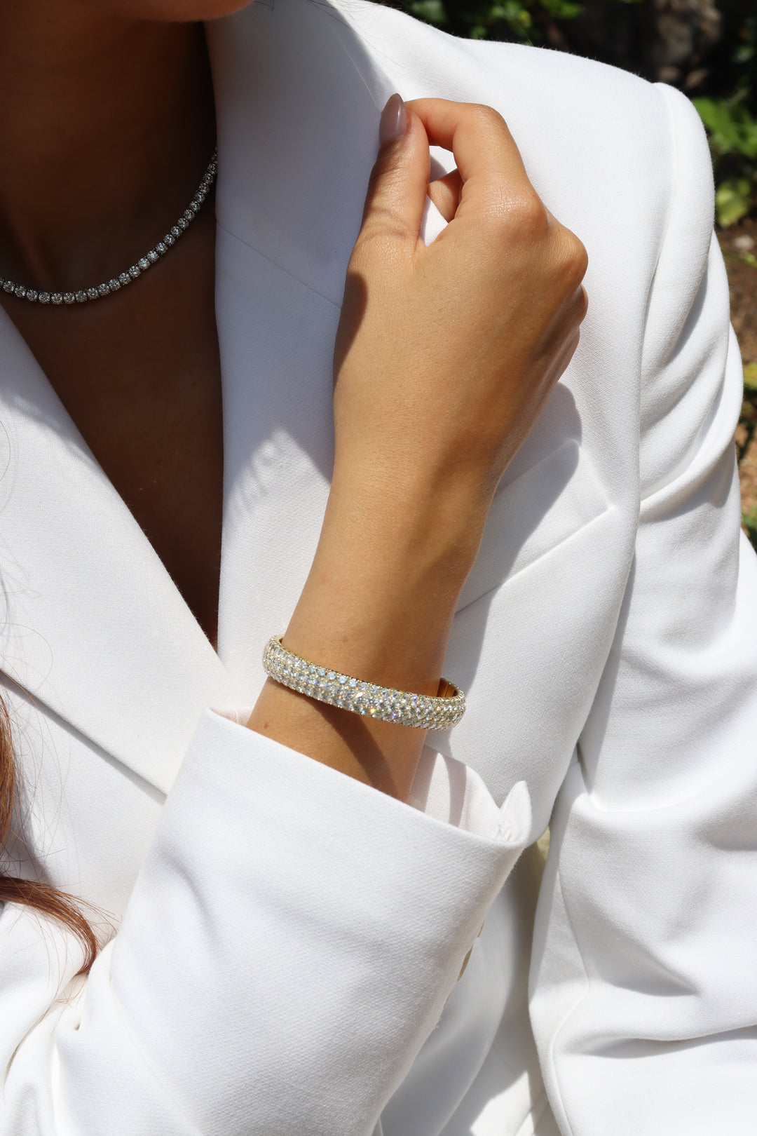 Domed 'Peek-A-Boo" Natural Diamond Stretch Bracelet