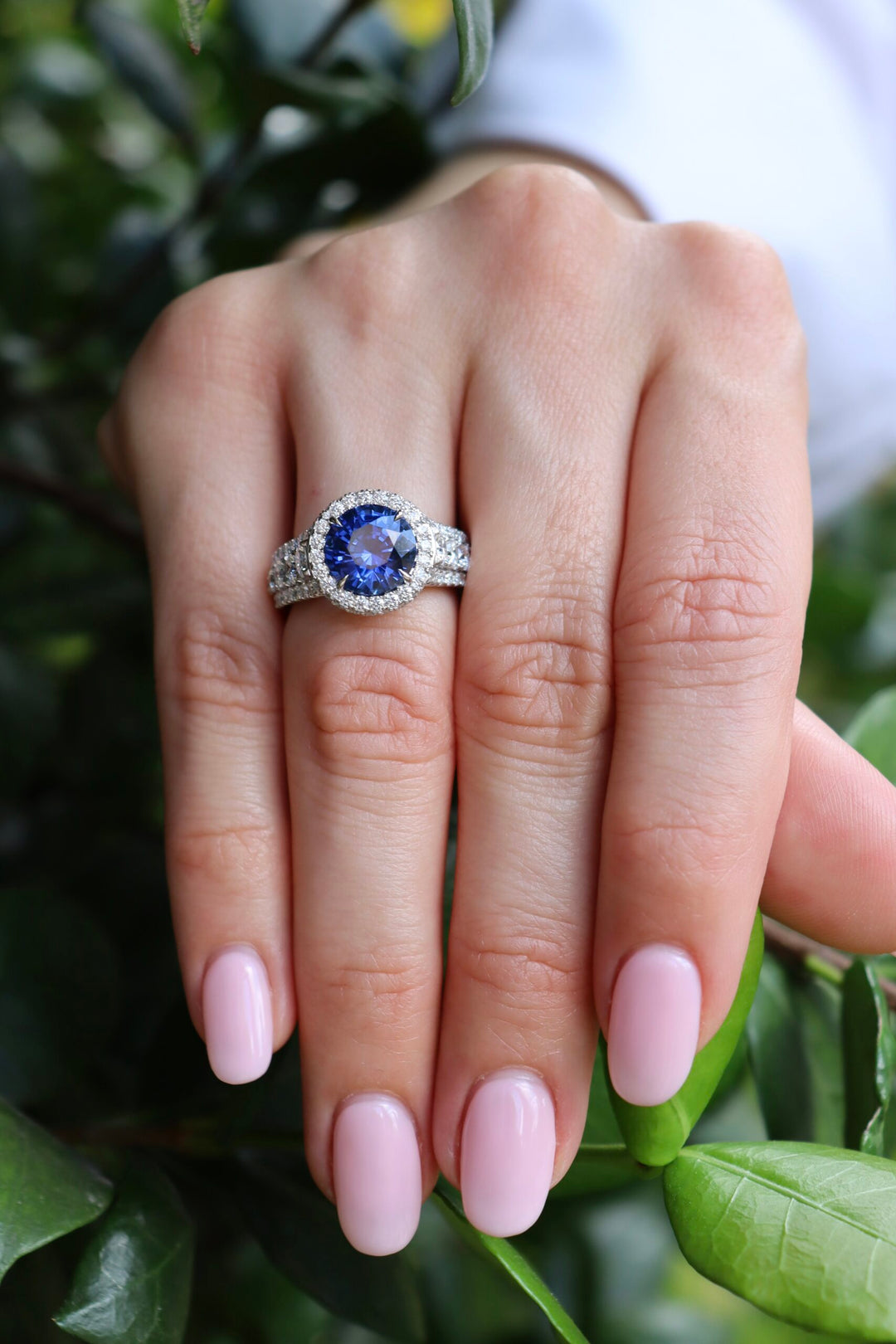 4.49ct Round Ceylon Sapphire & Diamond Ring