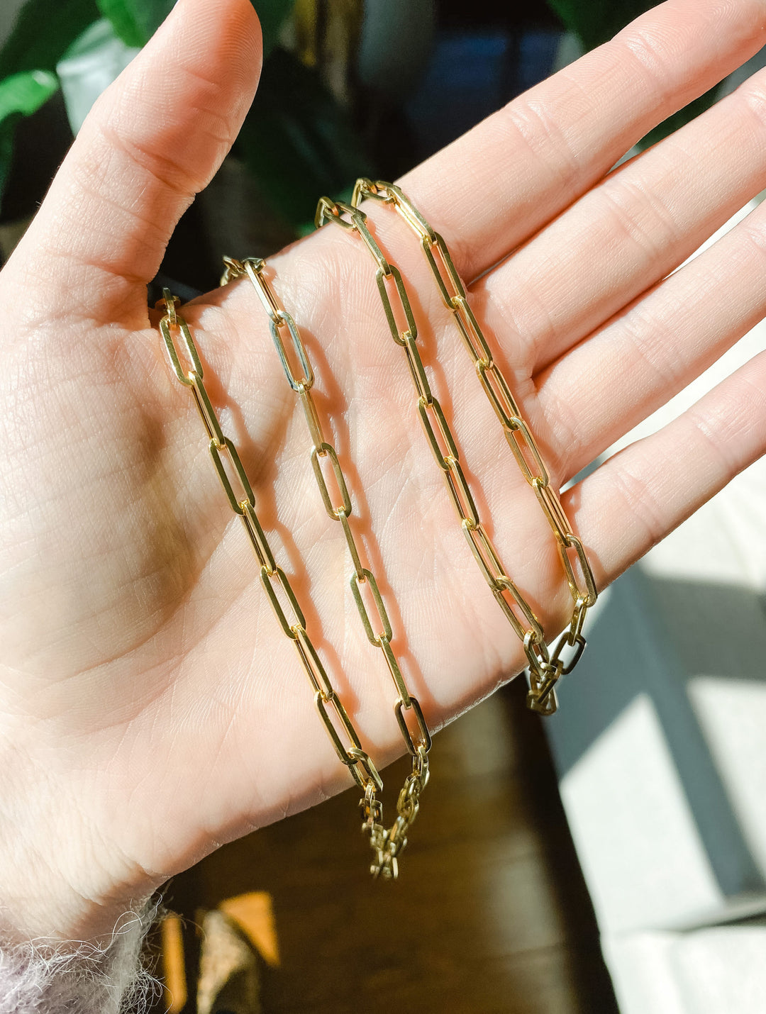 18K Yellow Gold Paperclip Chain Necklace