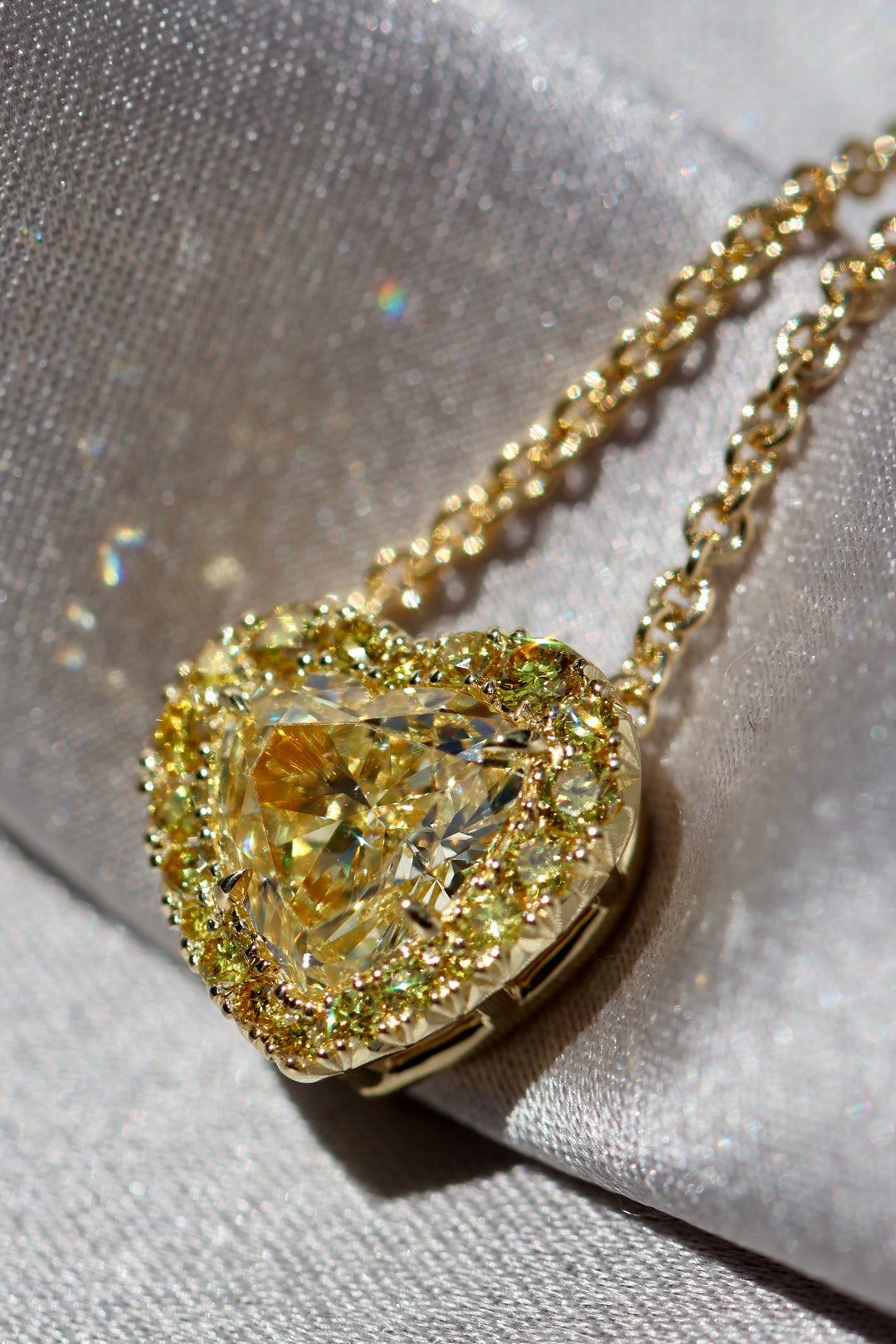 1.04ct Heart Shape Fancy Light Yellow Diamond Slider Pendant in 18K Yellow Gold