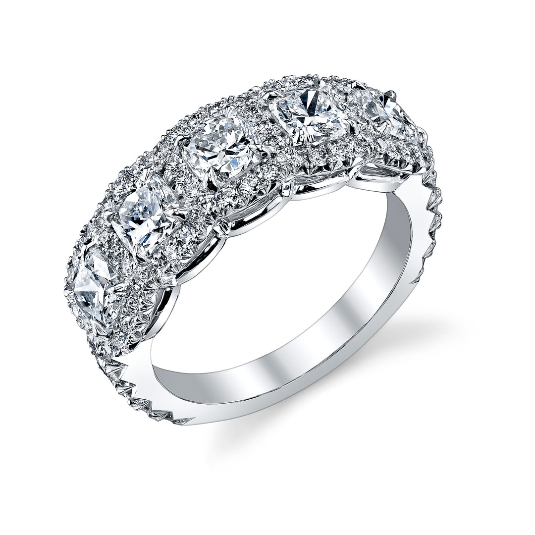 Cushion Diamond Halo Band