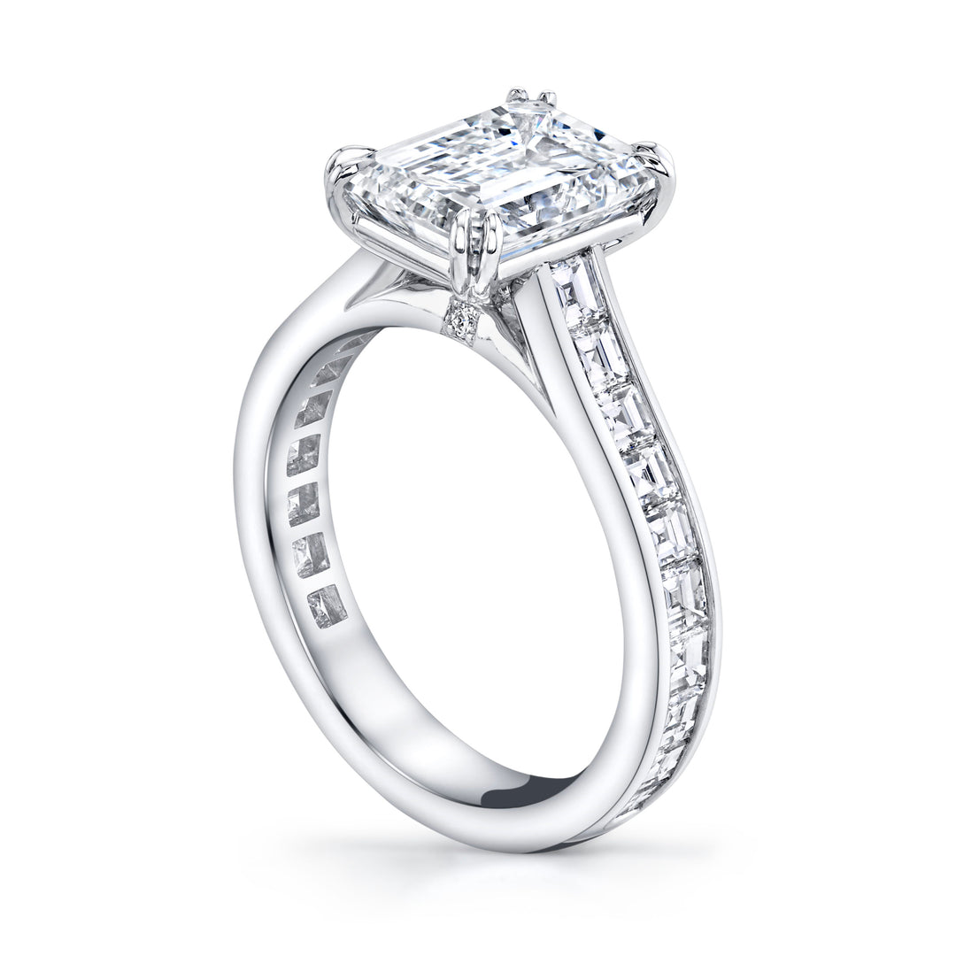 Emerald Cut Diamond Solitaire