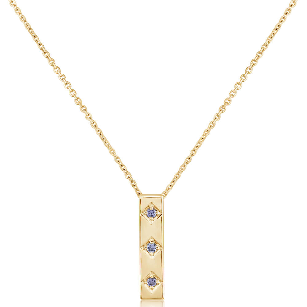Yogo Sapphire Vertical Bar Pendant in 14K Yellow Gold