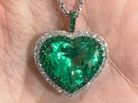 Award Winning 11.94ct Colombian Heart Shape Emerald & Diamond Pendant