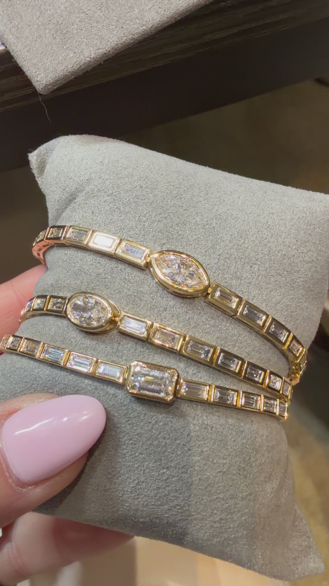 4.17ctw Bezel Marquise Art Deco Natural Diamond Tennis Bracelet in 18K Yellow Gold